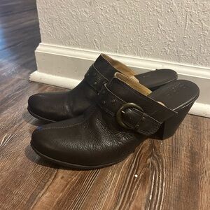 Elegant Dark Brown Leather Mules with Buckle